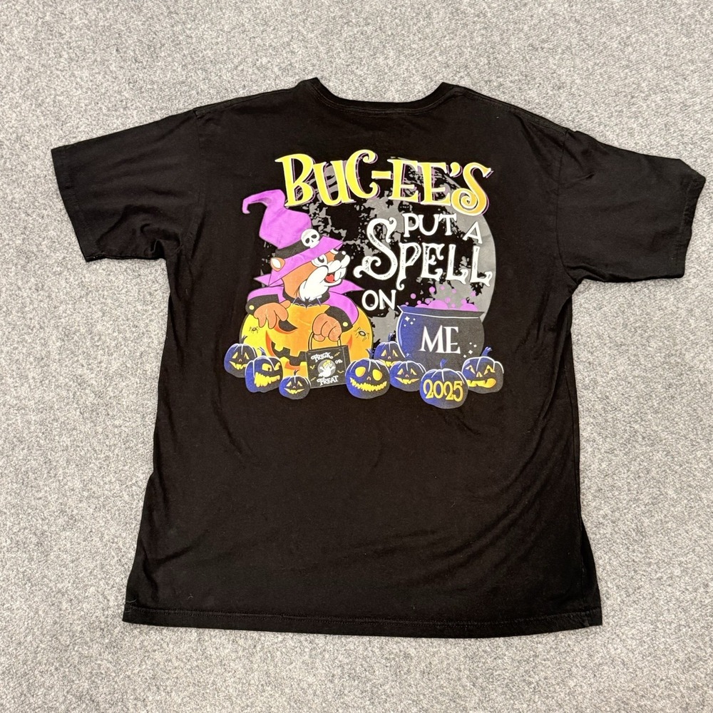 Buc-ees 2025 Halloween T-shirt Men's XL Put A Spell On Me Black With Graphics